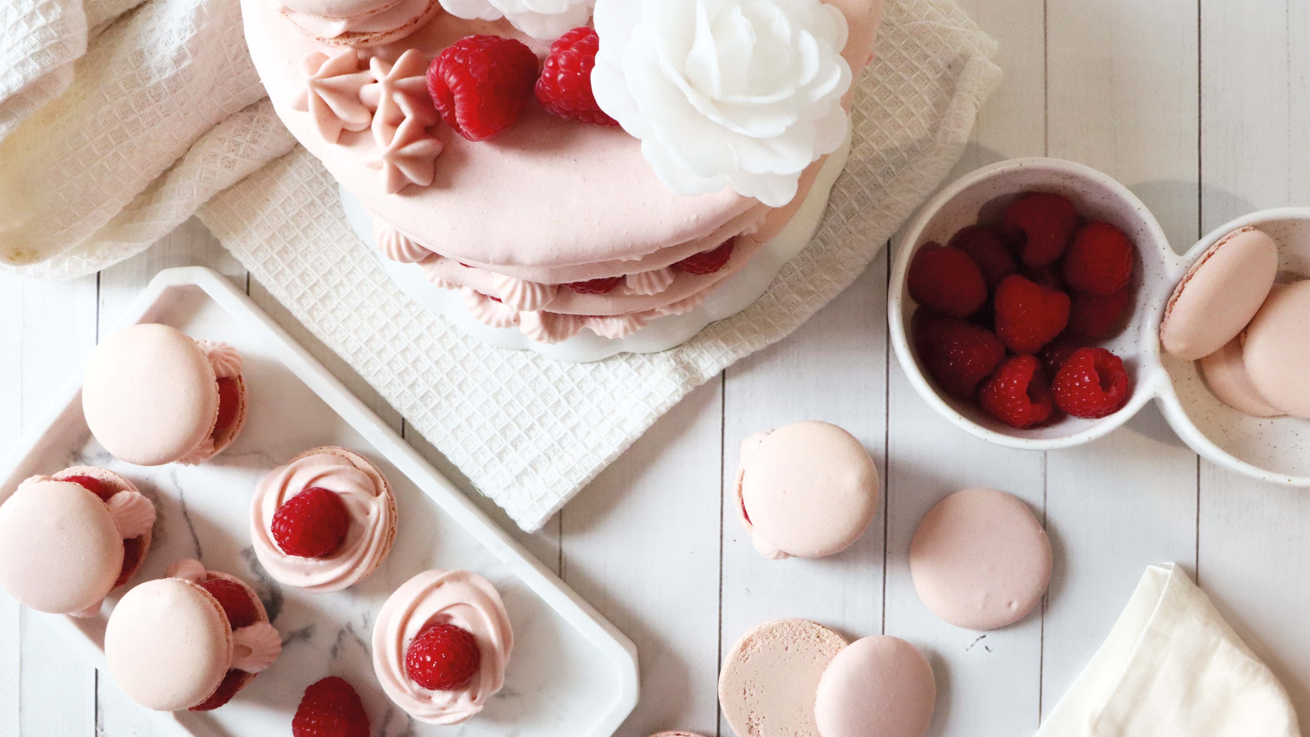 Pièce montée macarons vanille 
